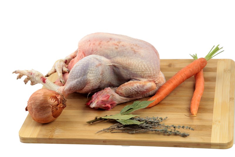Poule au sol effile
